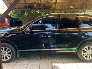 2012 Volkswagen Touareg II, чёрный, 2300000 рублей, вид 2