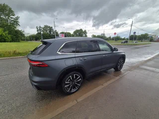 2024 Geely Monjaro I, серый, 2600000 рублей, вид 3