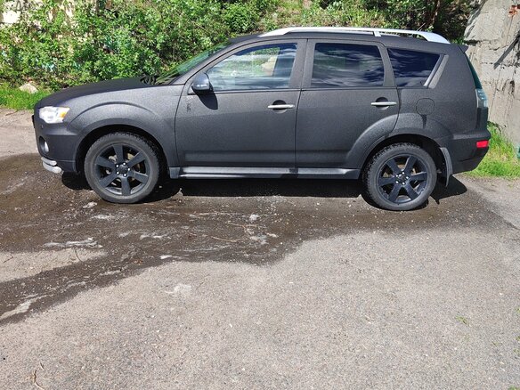 2010 Mitsubishi Outlander II Рестайлинг, чёрный, 1150000 рублей - вид 1