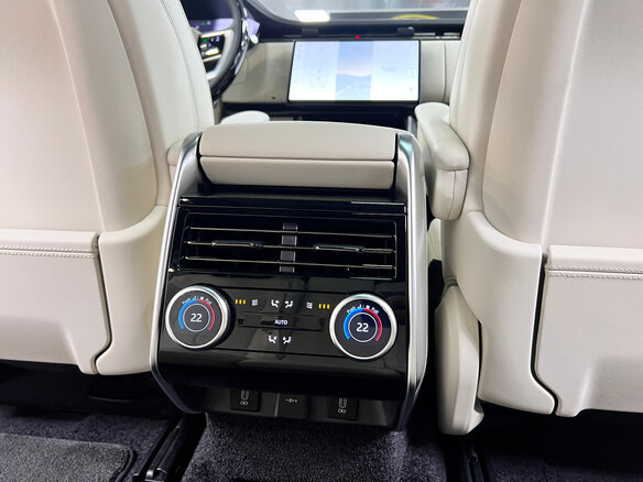 2026 Land Rover Range Rover D350 MHEV V, зелёный - вид 34