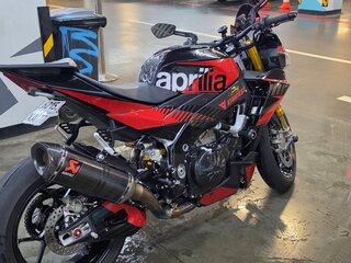 2023 Aprilia Tuono V4, чёрный, 1800000 рублей, вид 3