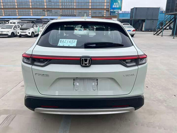 2023 Honda Vezel II, зелёный - вид 4