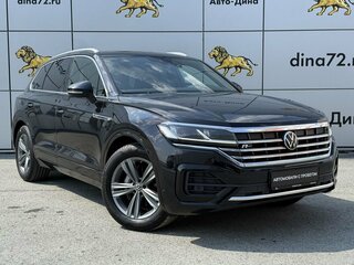 2021 Volkswagen Touareg III, чёрный, 5700000 рублей, вид 3