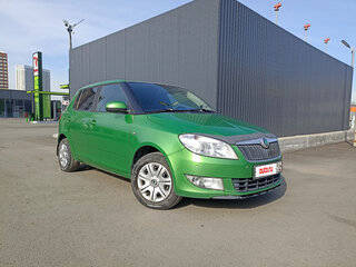 2012 Skoda Fabia II Рестайлинг, зелёный, 580000 рублей, вид 2