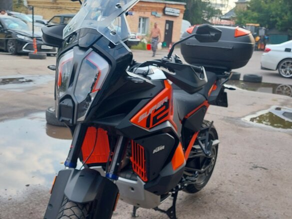 2023 KTM 1290 Super Adventure S, оранжевый - вид 1
