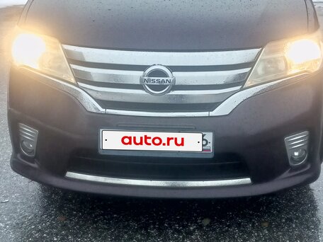 2011 Nissan Serena IV (C26), фиолетовый, 1150000 рублей, вид 2