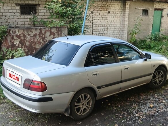 2001 Mitsubishi Carisma I Рестайлинг, серебристый, 280000 рублей - вид 1