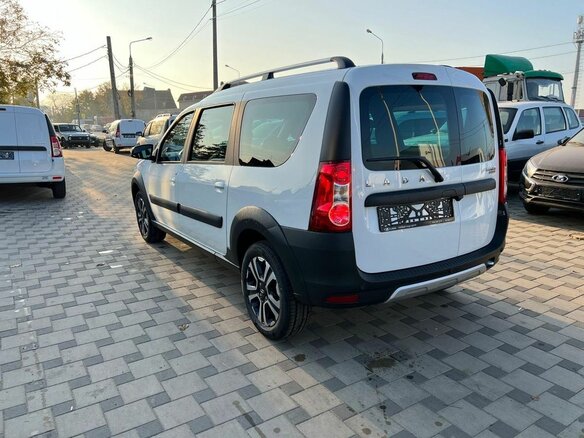 2026 Lada (ВАЗ) Largus Cross I Рестайлинг, белый, 2022000 рублей - вид 5