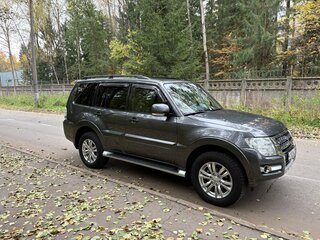 2015 Mitsubishi Pajero IV Рестайлинг 2, серый, 3250000 рублей, вид 4