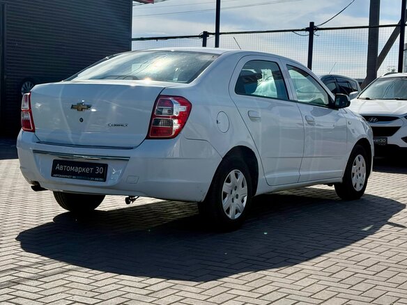 2020 Chevrolet Cobalt II Рестайлинг, белый, 699990 рублей - вид 5