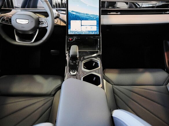 2026 Geely Atlas II, белый, 4119990 рублей - вид 20