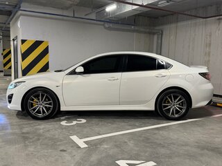 2011 Mazda 6 II (GH) Рестайлинг, белый, 980000 рублей, вид 5