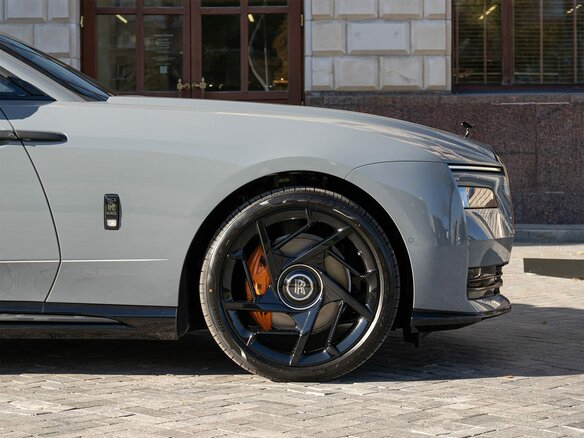 2026 Rolls-Royce Spectre Black Badge I Рестайлинг (Series II), серый, 72000000 рублей - вид 10