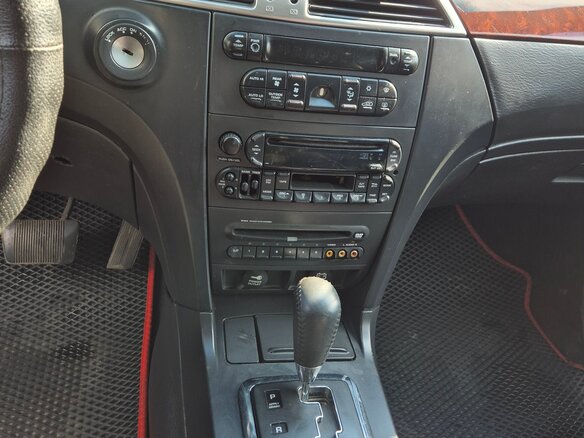 2004 Chrysler Pacifica CS, чёрный, 360000 рублей - вид 8