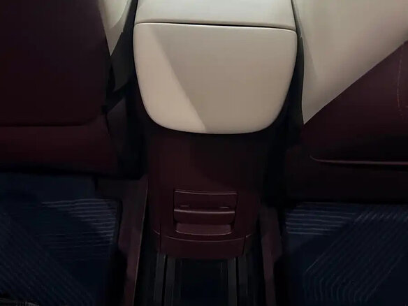 2024 Zeekr X 66 kWh I, серый, 3811110 рублей - вид 7