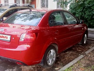2011 Kia Rio II Рестайлинг, красный, 710000 рублей, вид 4