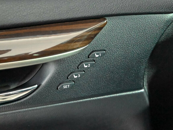 2015 Lexus ES 250 VI Рестайлинг, коричневый, 1850000 рублей - вид 13