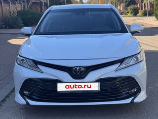 2020 Toyota Camry VIII (XV70), белый, 3357000 рублей, вид 2