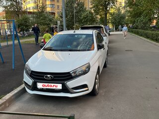 2019 Lada (ВАЗ) Vesta I, белый, 750000 рублей, вид 1