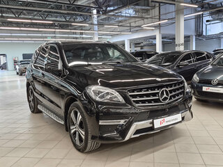 2015 Mercedes-Benz M-Класс 300 III (W166), чёрный, 1775000 рублей, вид 2