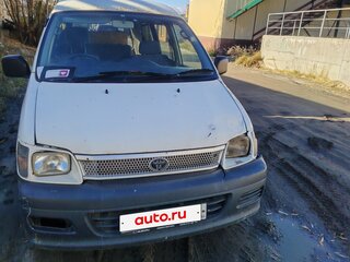 2001 Toyota Town Ace III, белый, 250000 рублей, вид 1