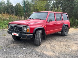 1991 Nissan Patrol IV (Y60), красный, 900000 рублей, вид 1