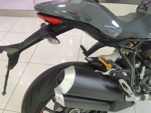 2018 Ducati Monster 1200, серый, 1250000 рублей - вид 23