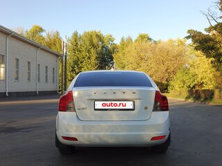 2011 Volvo S40 II Рестайлинг, белый, 552000 рублей, вид 5