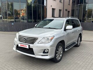 2010 Lexus LX 570 III, серебристый, 4250000 рублей, вид 2