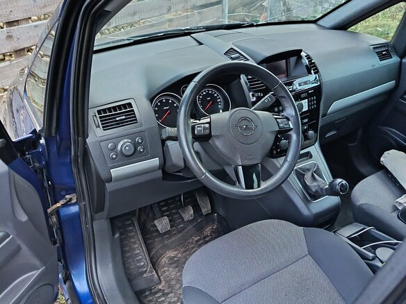 2011 Opel Zafira B Рестайлинг, синий, 750000 рублей - вид 2