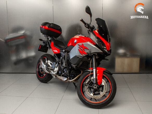 2022 BMW F 900 XR, красный, 894877 рублей