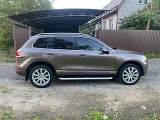 2013 Volkswagen Touareg II, коричневый, 2020000 рублей, вид 5