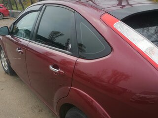 2008 Ford Focus II Рестайлинг, пурпурный, 620000 рублей, вид 4