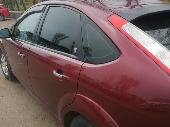 2008 Ford Focus II Рестайлинг, пурпурный, 620000 рублей - вид 3