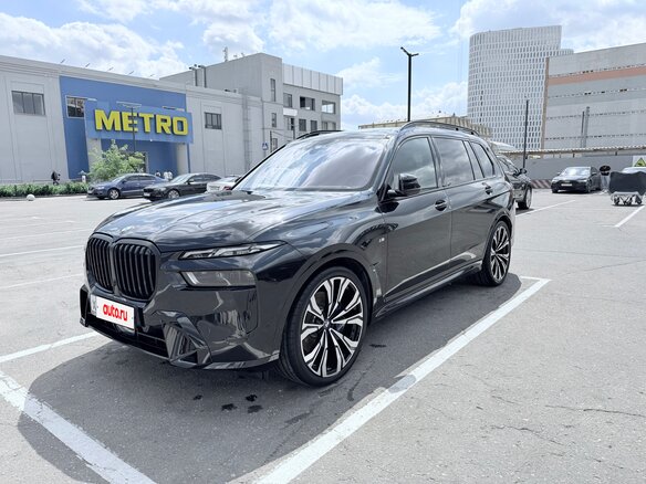 2023 BMW X7 40d I (G07) Рестайлинг, чёрный