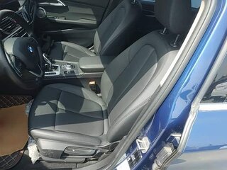 2022 BMW 1 серии 120i III (F52) Рестайлинг, синий, 1620000 рублей, вид 5