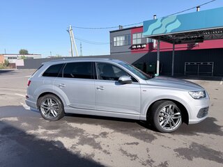 2015 Audi Q7 II (4M), серебристый, 3920000 рублей, вид 2