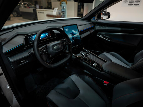 2026 Geely Cityray, белый, 3344990 рублей, вид 5