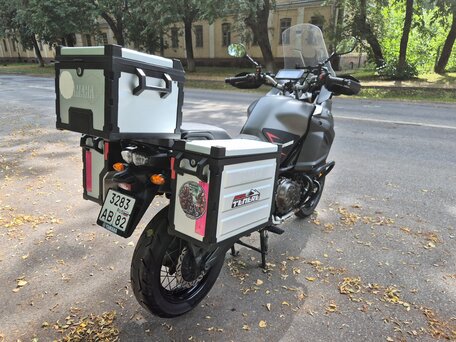 2013 Yamaha XT1200Z Super Tenere, серый, 920000 рублей, вид 3