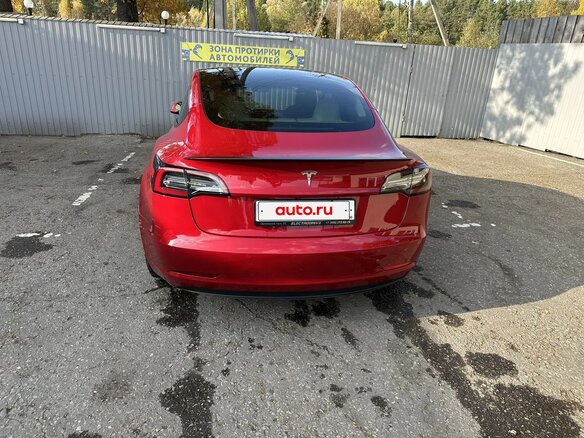 2020 Tesla Model 3 Performance I, пурпурный, 4500000 рублей - вид 4