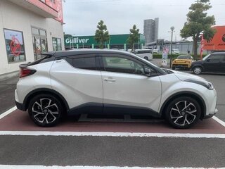 2021 Toyota C-HR I Рестайлинг, серебристый, 1380005 рублей, вид 4