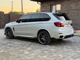 2017 BMW X5 30d III (F15), белый, 5550000 рублей, вид 5