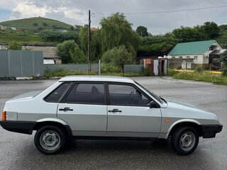 2003 Lada (ВАЗ) 21099, серебристый, 315000 рублей, вид 3