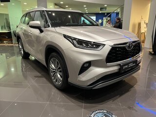 2026 Toyota Highlander IV (XU70), бежевый, 5800000 рублей, вид 1