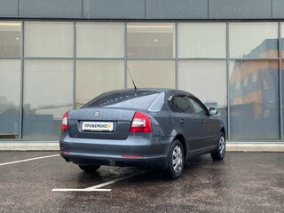 2011 Skoda Octavia II (A5) Рестайлинг, серый, 485000 рублей, вид 4
