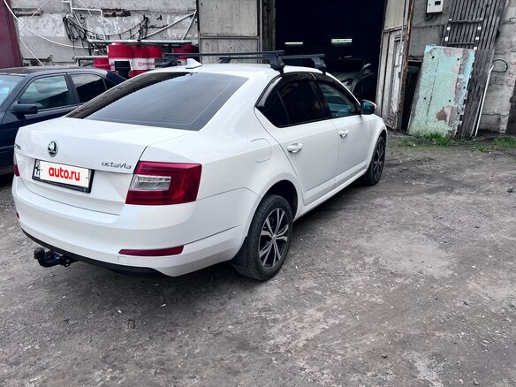 2015 Skoda Octavia III (A7), белый, 820000 рублей - вид 13