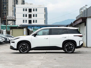 2026 Toyota bZ3X 58.3 kWh, белый, 2750000 рублей, вид 4