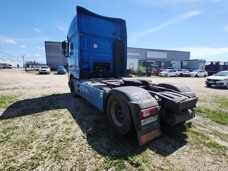 2017 DAF XF, синий, 5450000 рублей, вид 4