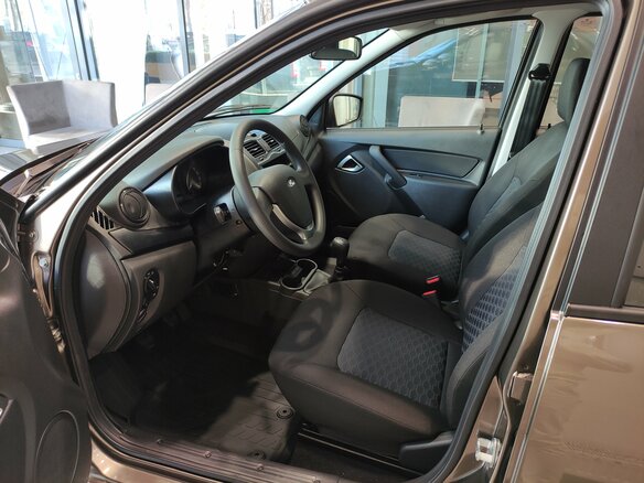 2026 Lada (ВАЗ) Granta I Рестайлинг, коричневый, 1007000 рублей - вид 12