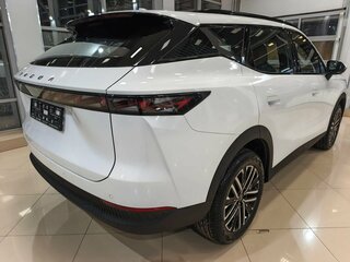 2026 Omoda C7, белый, 2700000 рублей, вид 5